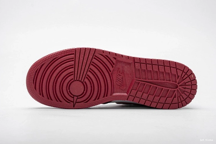 1 High Retro Bloodline  555088-062 Jordan 1214